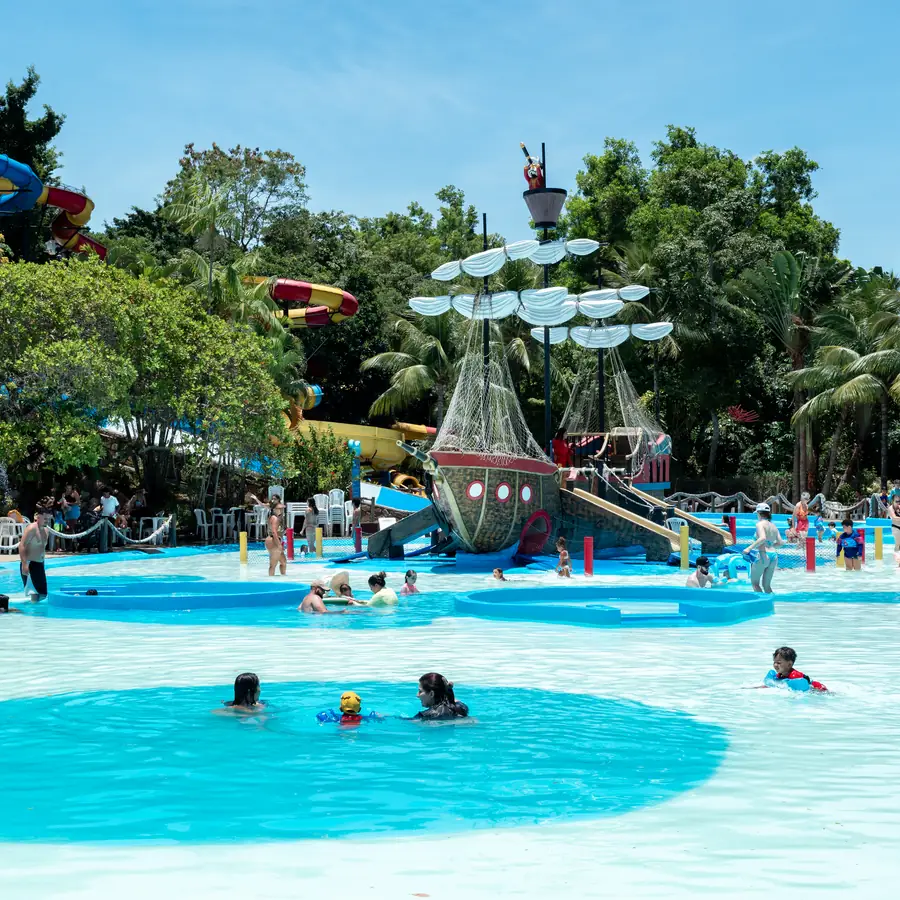 Parque aquático Acquamania, vizinho ao Acquamarine Park Hotel